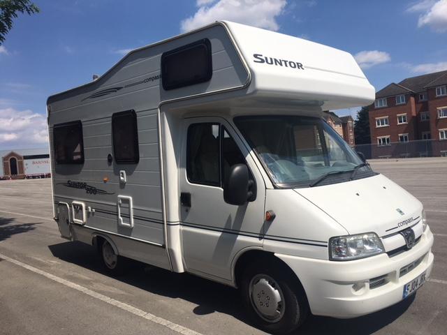 Compas Suntor 200 2004 4 berth U Shape Lounge